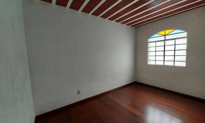Casa Em Lote De 360M...