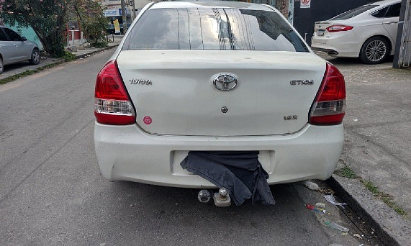 Toyota Etios X Sedan...