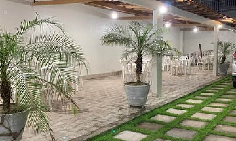 Casa De Eventos/ Esp...