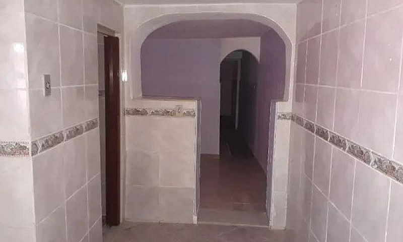Aluga-Se Casa Tipo A...