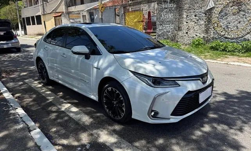 Toyota Corolla Altis...