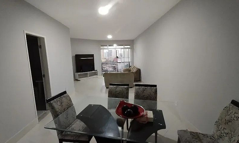 Apto Amplo (134 M2)....