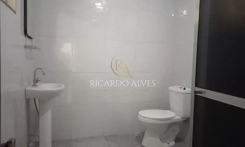Casa Com 2 Quartos E...