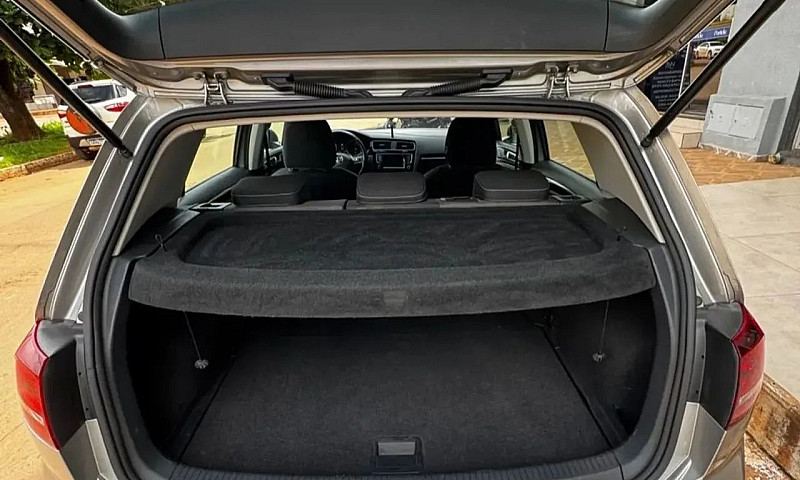 Volkswagen Golf High...