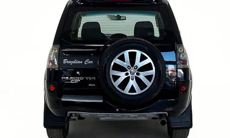Mitsubishi Pajero Tr...