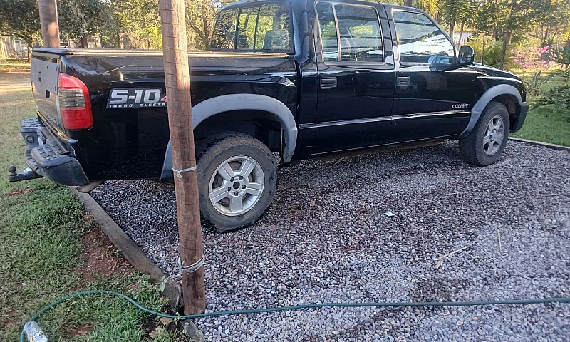 Chevrolet S10 P-Up C...