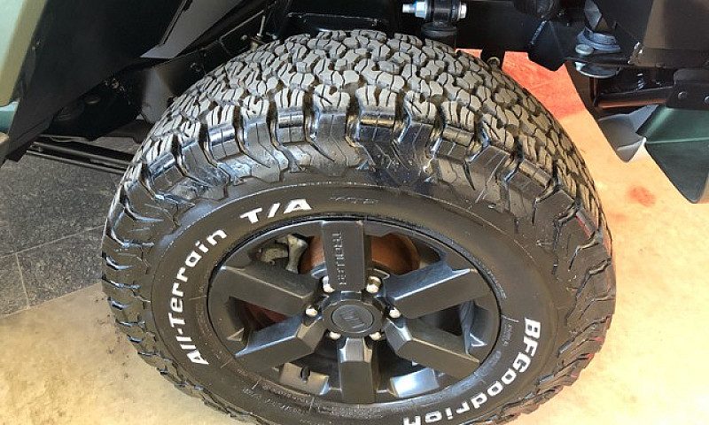 Troller T4 2021 3 Mi...