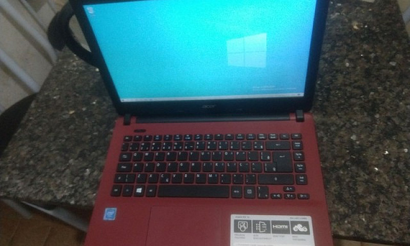 Notebook Acer...