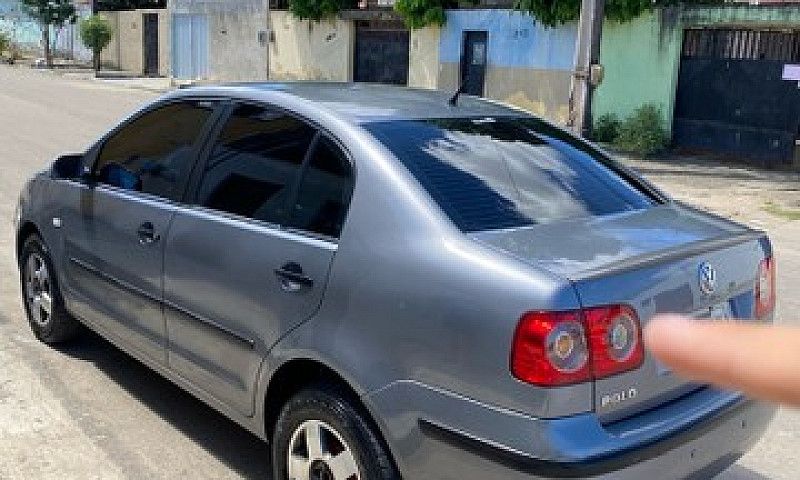 Polo 1.6 Sedan - 200...