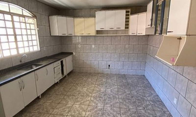 Alugo Casa Em Taguat...