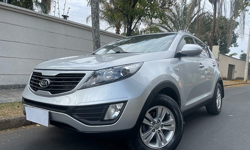 Kia Sportage Lx 2011...