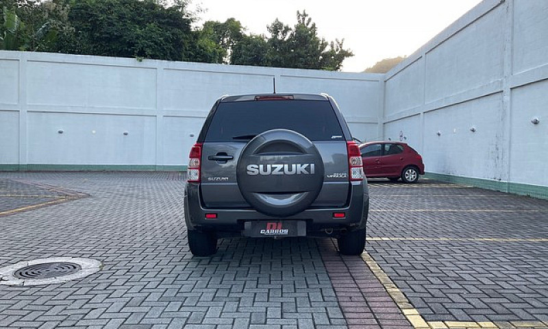 Suzuki Grand Vitara ...