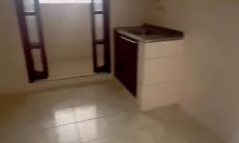 Apartamento De 1 Qua...