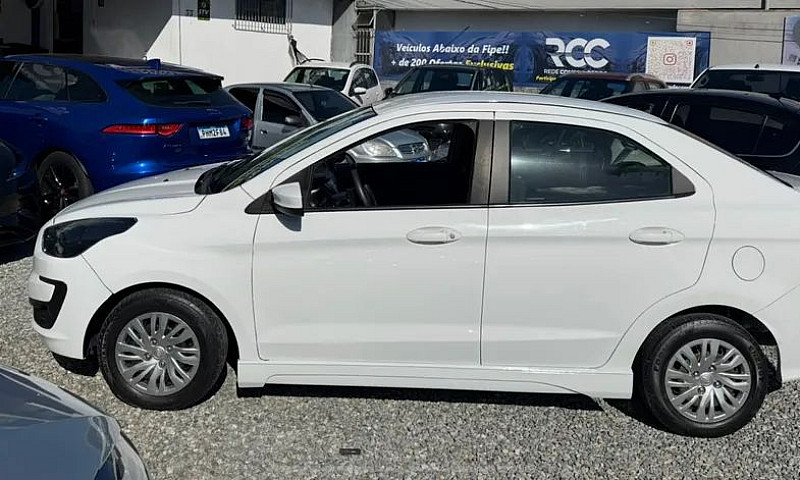 Ford Ka+ Sedan 1.0 S...