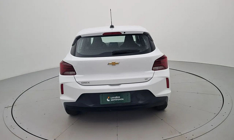 Chevrolet Onix Hatch...