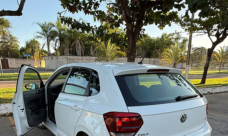 Volkswagen Polo 1.6 ...