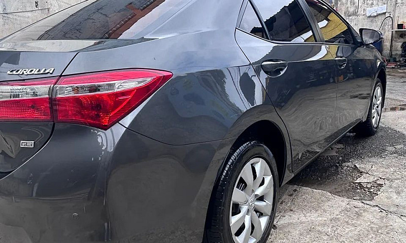 Toyota Corolla Gli 1...