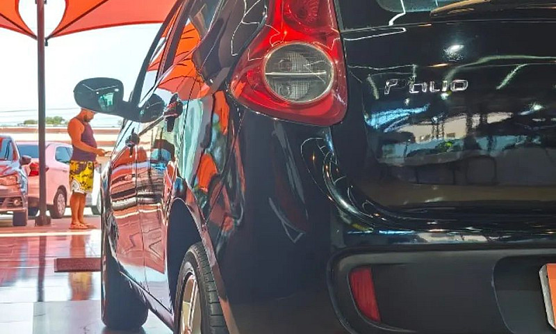 Fiat Palio Attractiv...