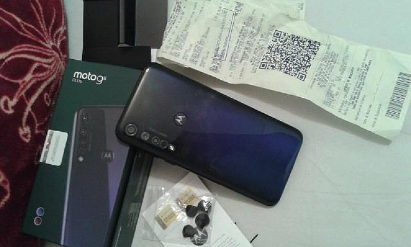 Moto G8 Plus 64Gb...