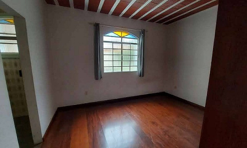 Casa Em Lote De 360M...