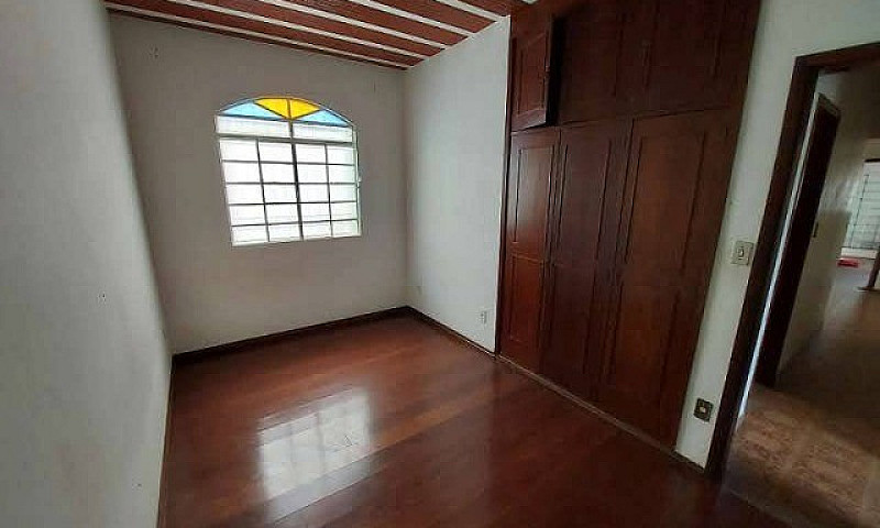 Casa Em Lote De 360M...