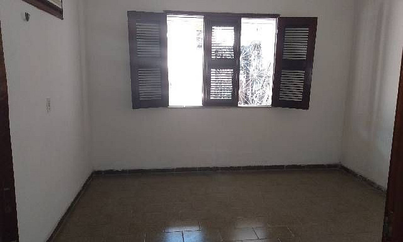 Casa Ampla E Ventila...