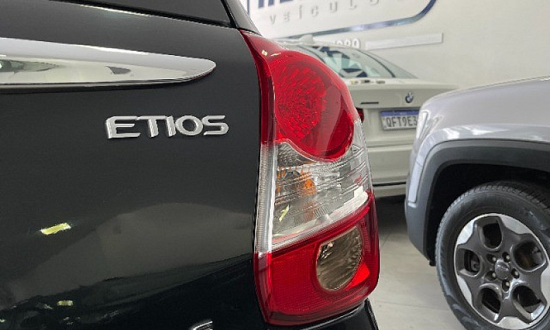 Etios Xls 1.5 107Cv ...