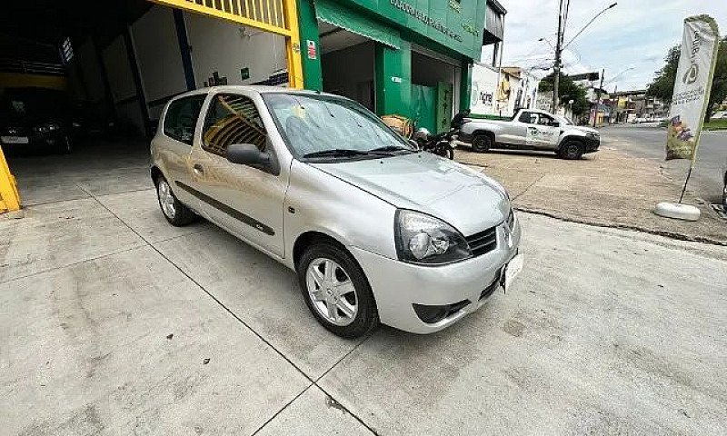 Renault Clio Hatch 1...