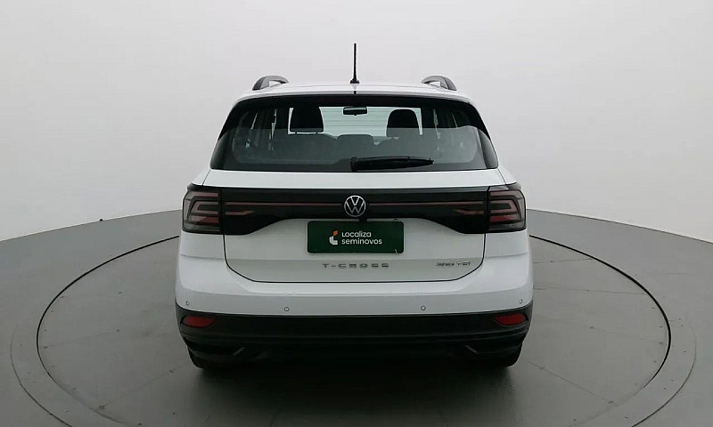 Volkswagen T-Cross 2...