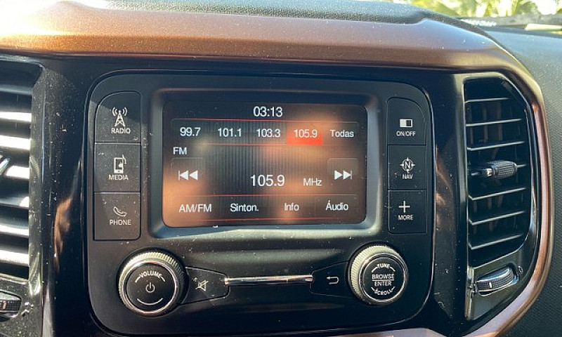 Fiat Toro Volcano Di...