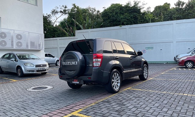 Suzuki Grand Vitara ...
