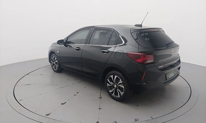 Chevrolet Onix Hatch...
