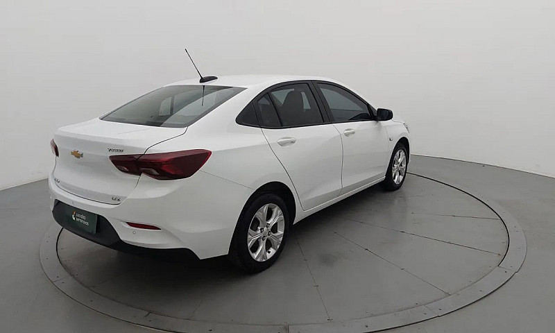 Chevrolet Onix Plus ...