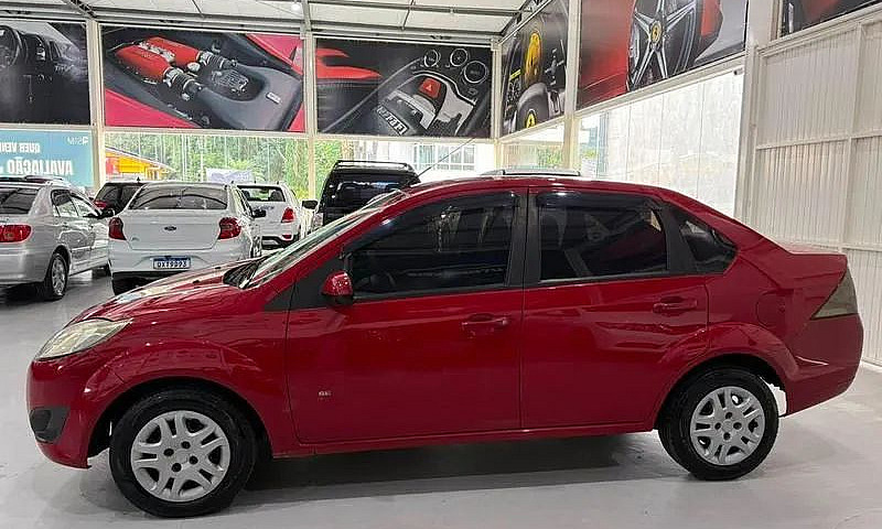 Ford Fiesta Sedan Se...