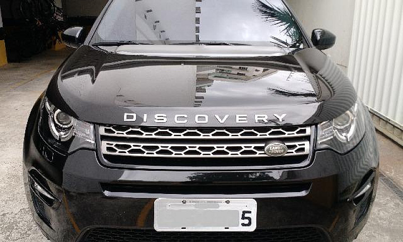 Land Rover Discovery...