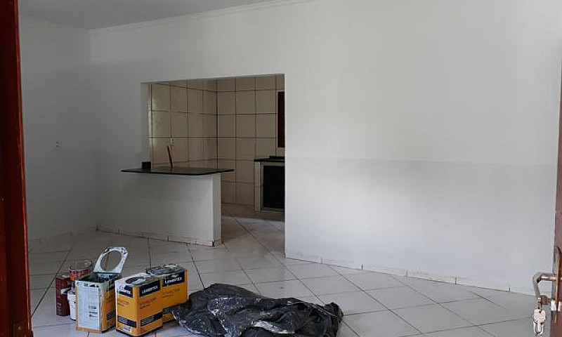Aluga -Se Casa Santa...