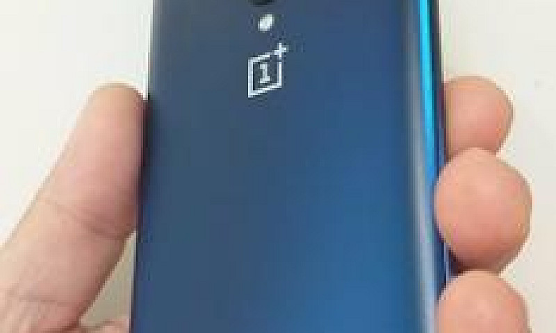 Celular One Plus 7Pr...