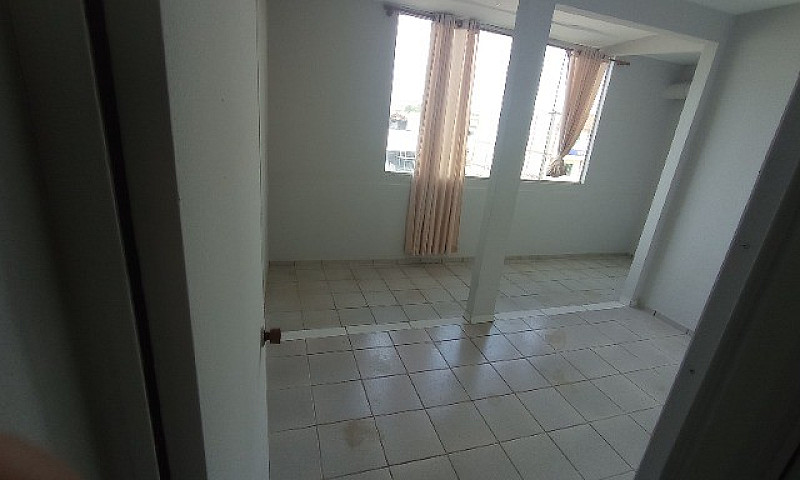Aluga-Se Apto 70M² 2...