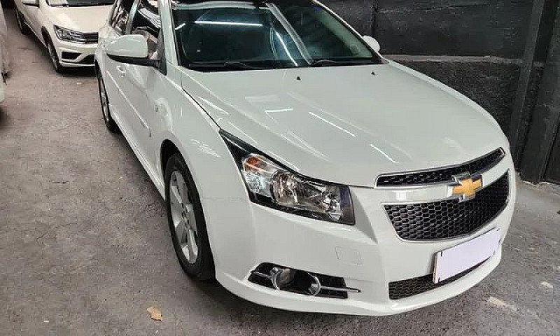 Cruze Hacth Automati...