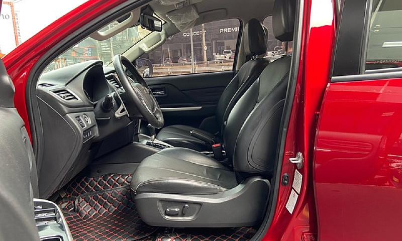 Mitsubishi L200 Trit...