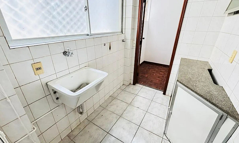 Apartamento De 03 Qu...