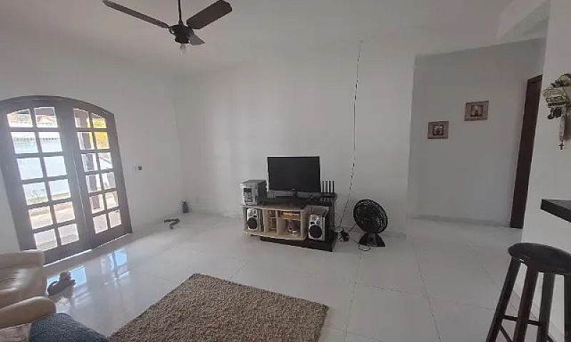 Amparo Imóveis-Vende...