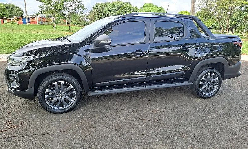 Fiat Strada Ultra 1....