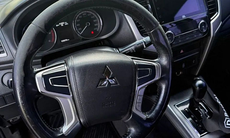 Mitsubishi L200 Trit...
