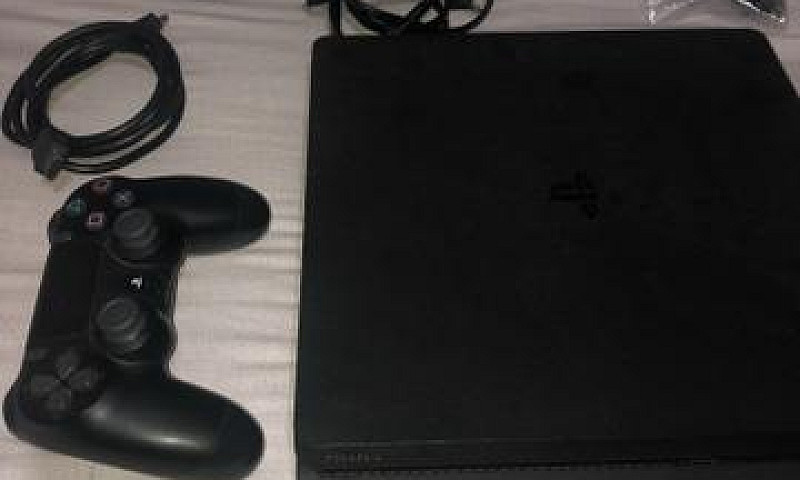 Ps4 Slim...