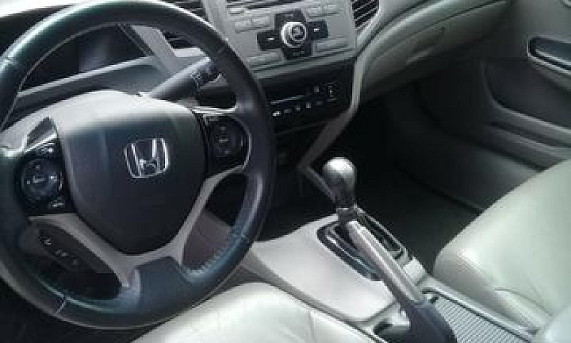 Vendo Um Honda Civic...