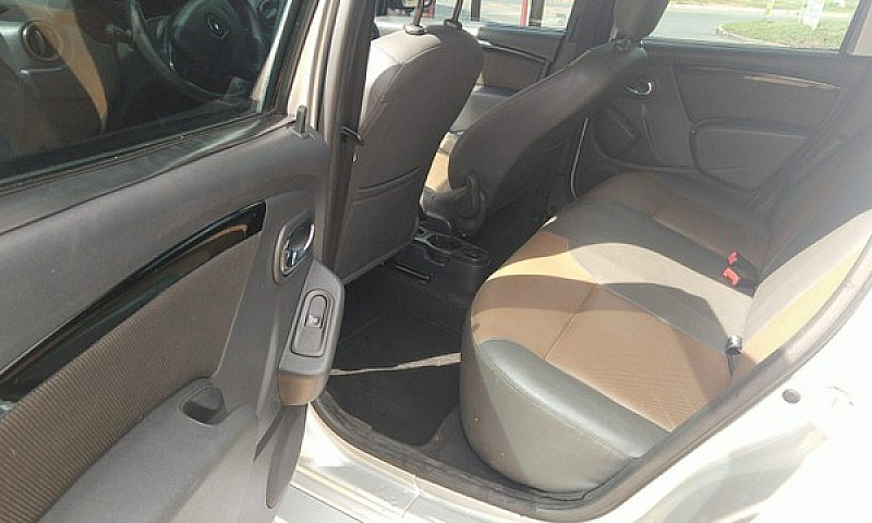 Duster Dynamique 2.0...