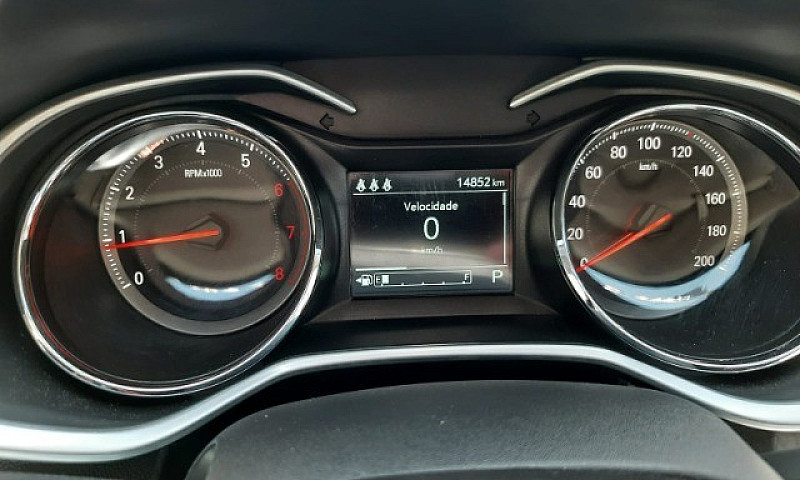 Chevrolet Onix Plus ...