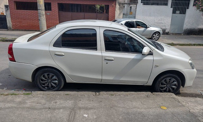 Toyota Etios X Sedan...