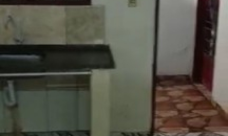 Casa Com 2 Quartos ...